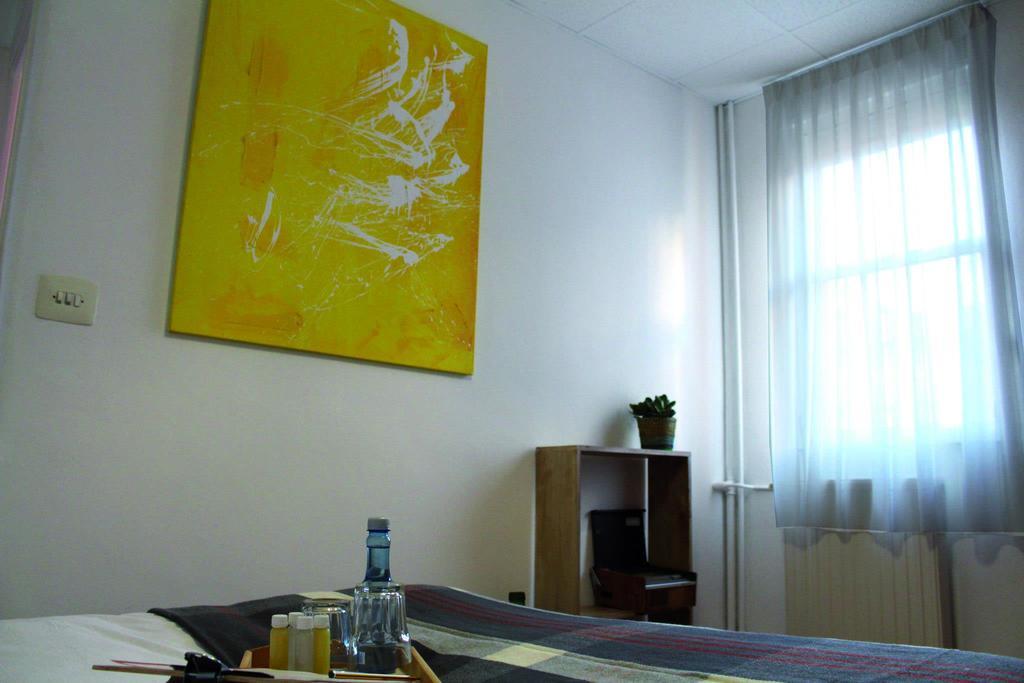 Mon Comeysuena Guesthouse Monforte De Lemos Chambre photo